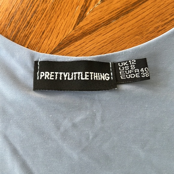 Pretty Little thing bodysuit . Light blue color US size 8 - Picture 2 of 4